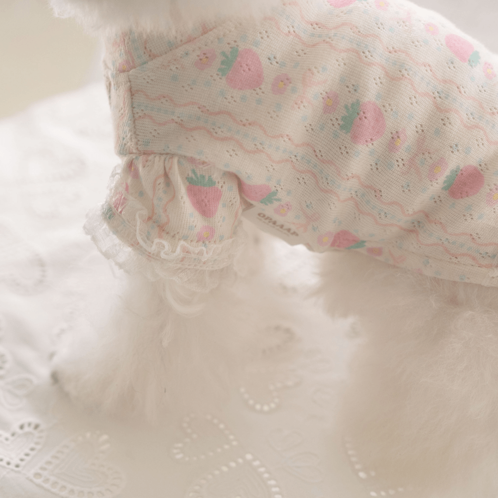 【4/3〜配送】Berry Sweet T-shirt (Strawberry)