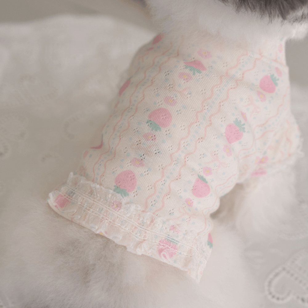 Berry Sweet T-shirt (Strawberry)