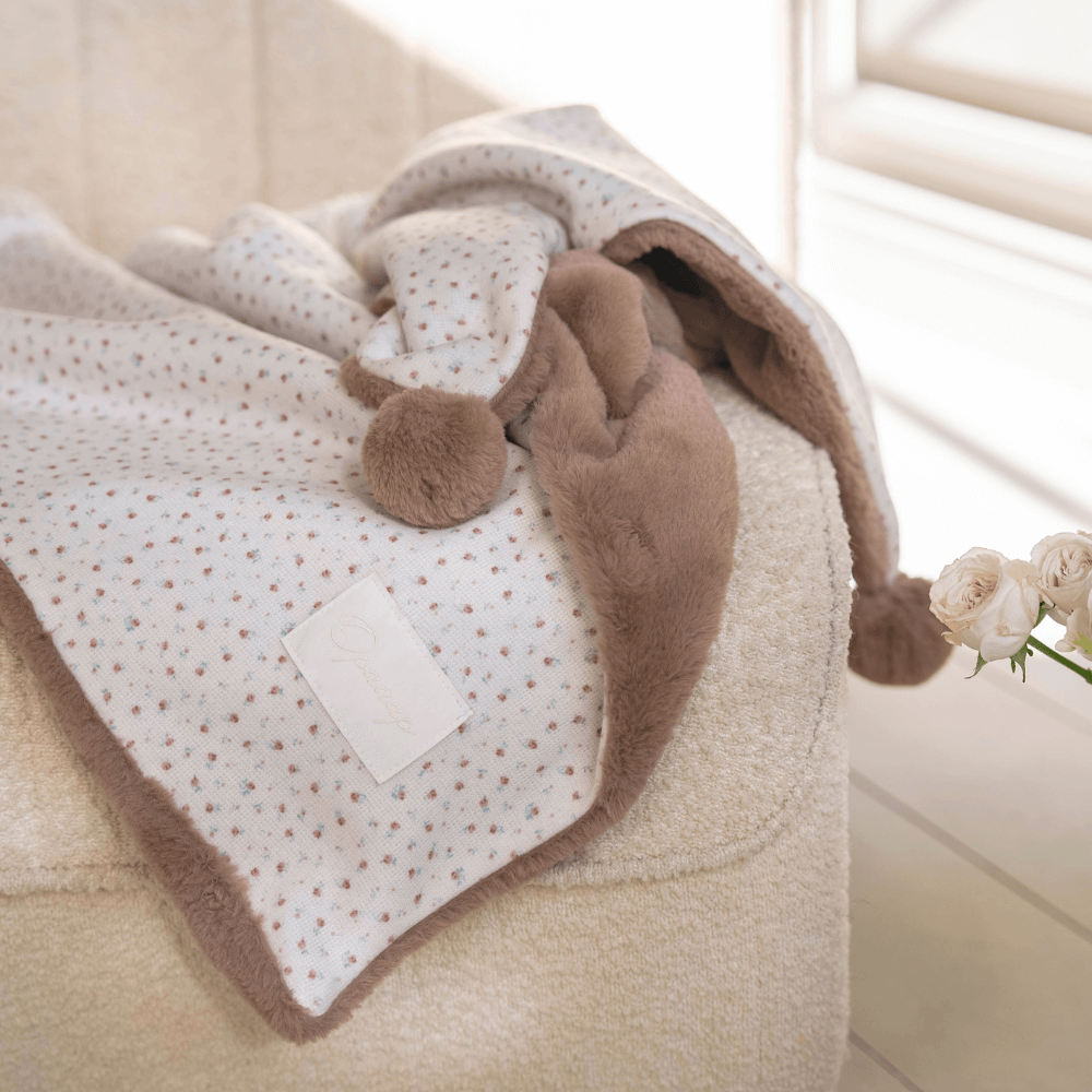 Winter Snuggle Blanket (2color)