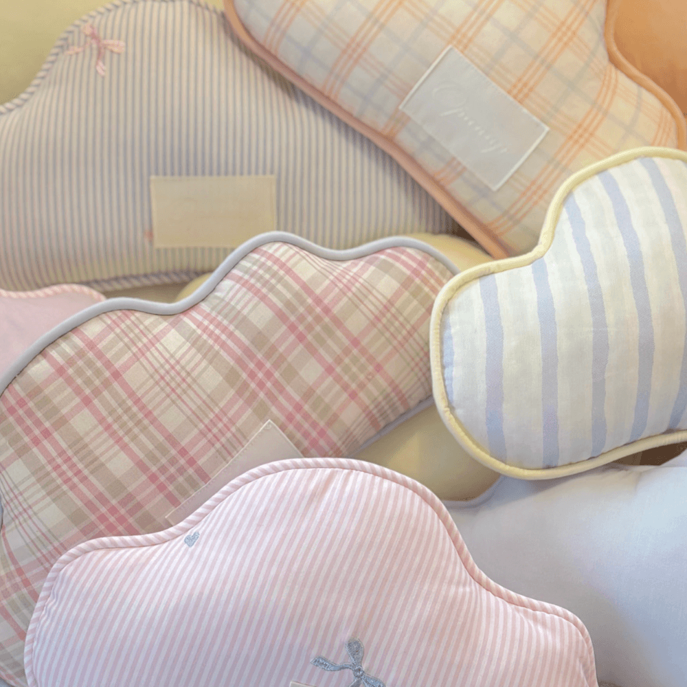 【予約】Fluffy Buggy Pillow(Sweet Pink)