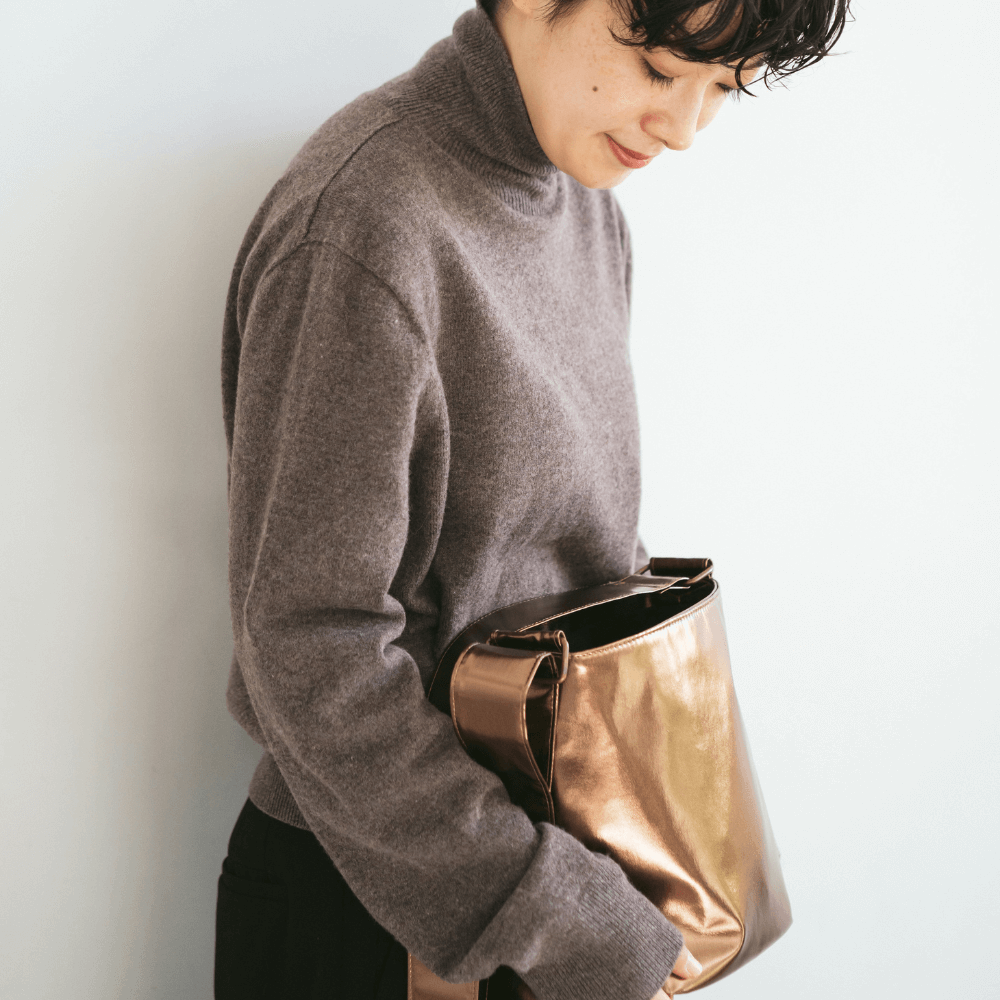 METALLIC LEATHER LIKE BAG(3color)