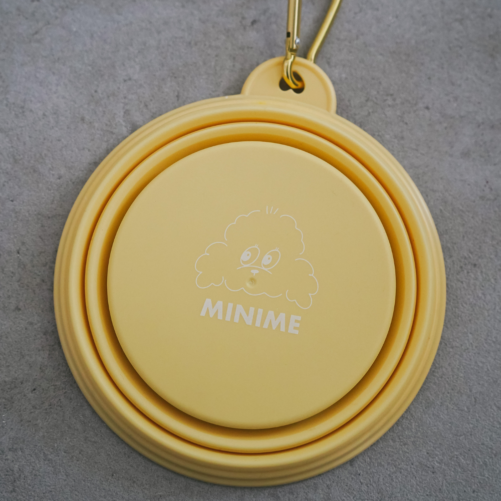 シンプルで高さ調整可能な犬用ウォーターボウル MINIME