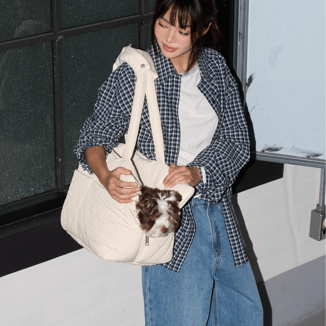 【9/9 20:00-】wide bag - quilted ivory(APERTY)