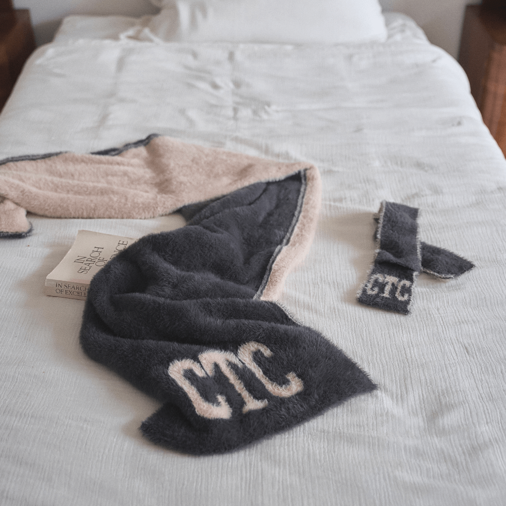 Fuzzy Snuggle Muffler (for dog / for human)