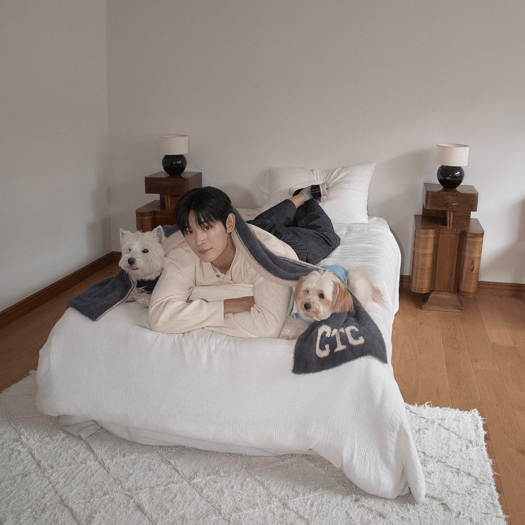 Fuzzy Snuggle Muffler (for dog / for human)