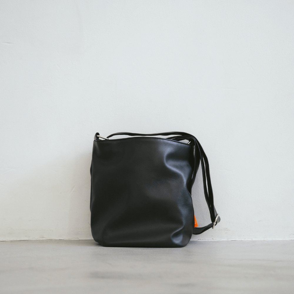 METALLIC LEATHER LIKE BAG(3color)