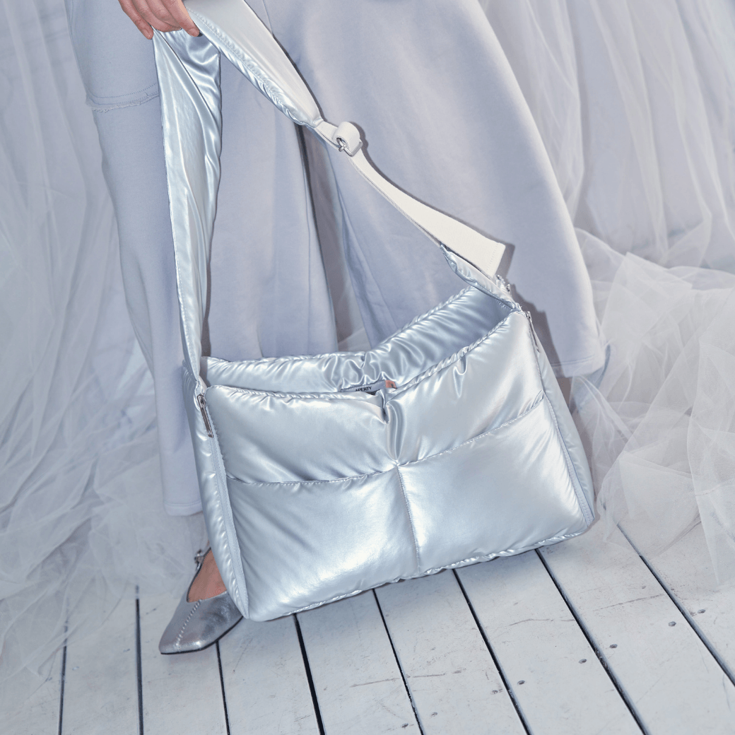 【予約】open bag - glossy silver(APERTY)