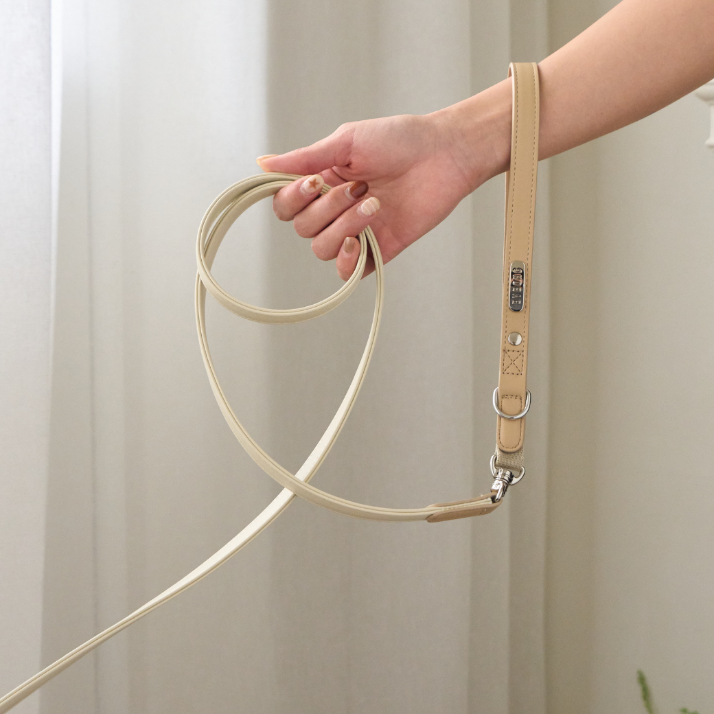 BEAR 150cm LEASH(Ivory)