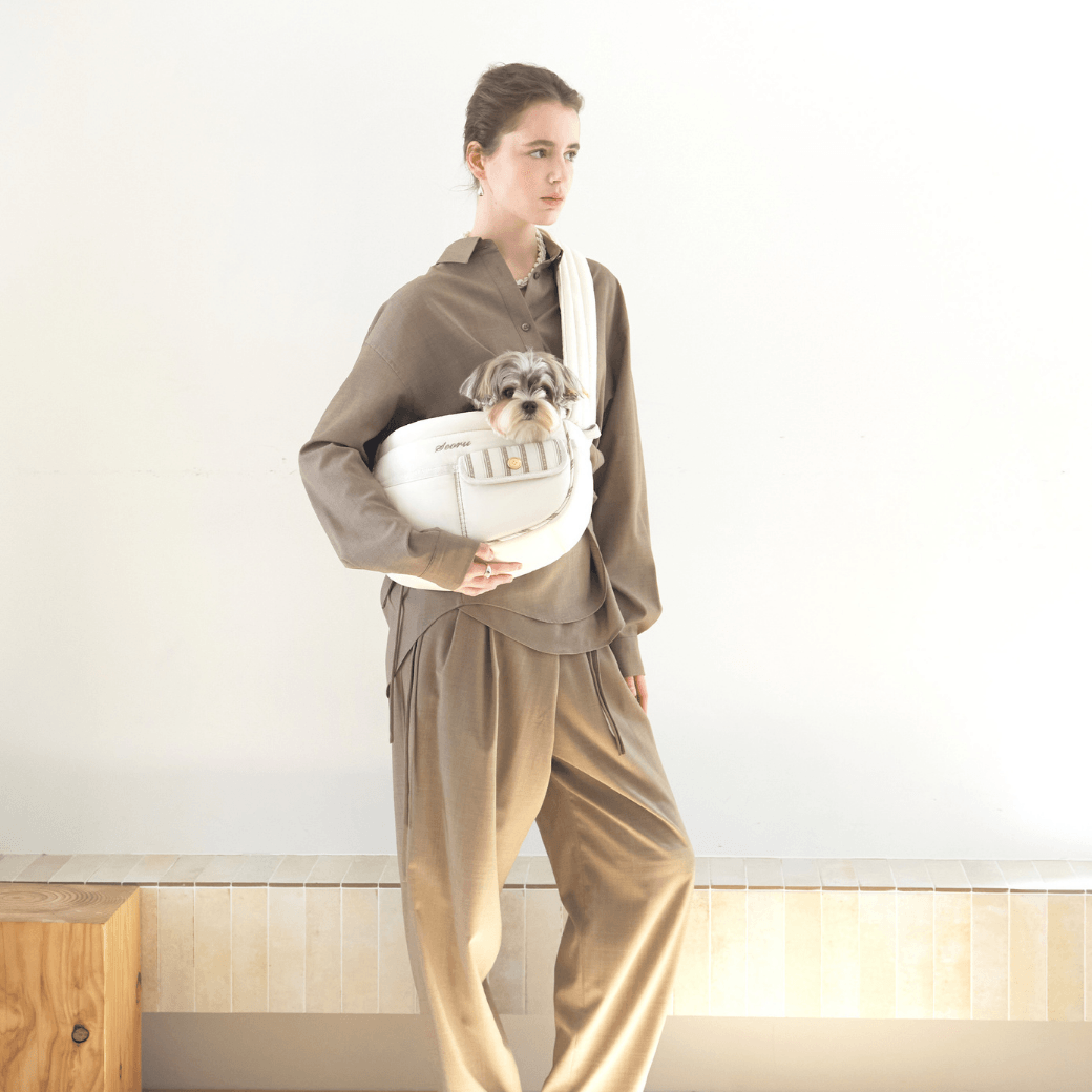Pocket Valentine Bag Beige SEORU 犬用キャリーバッグ
