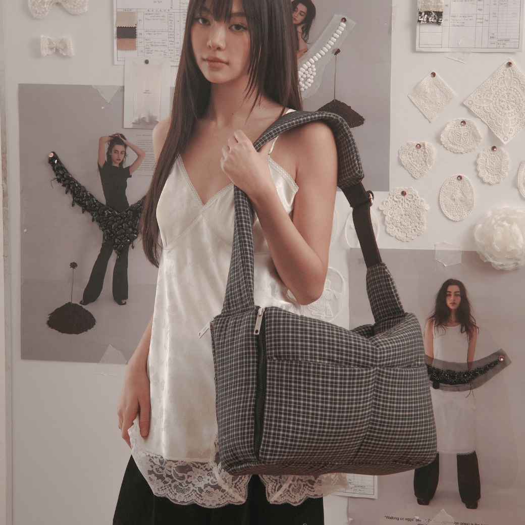 【予約】open bag - check black（APERTY）