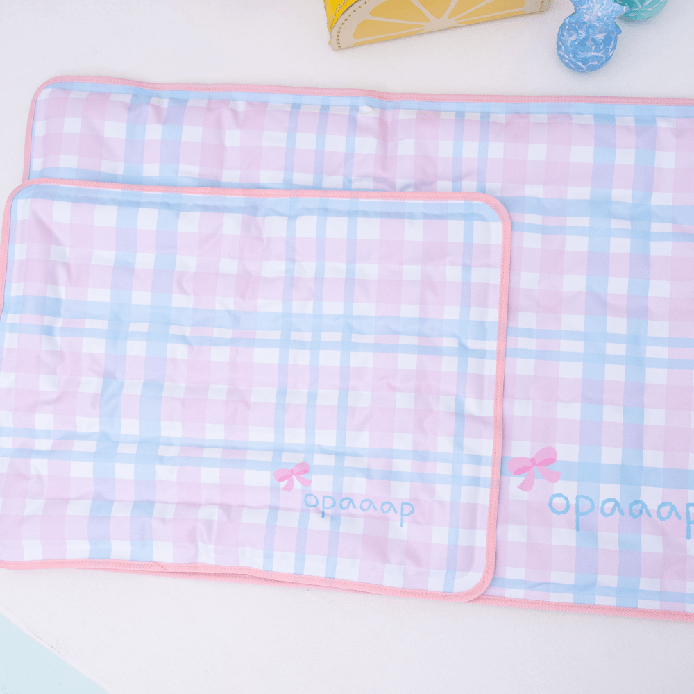 True COOL Ice Mat (Strawberry Bow）