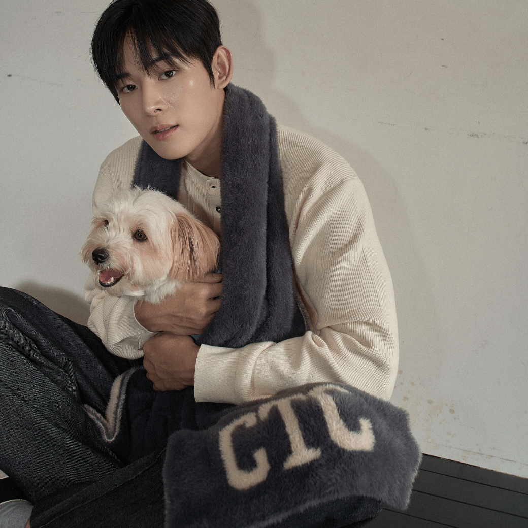 Fuzzy Snuggle Muffler (for dog / for human)