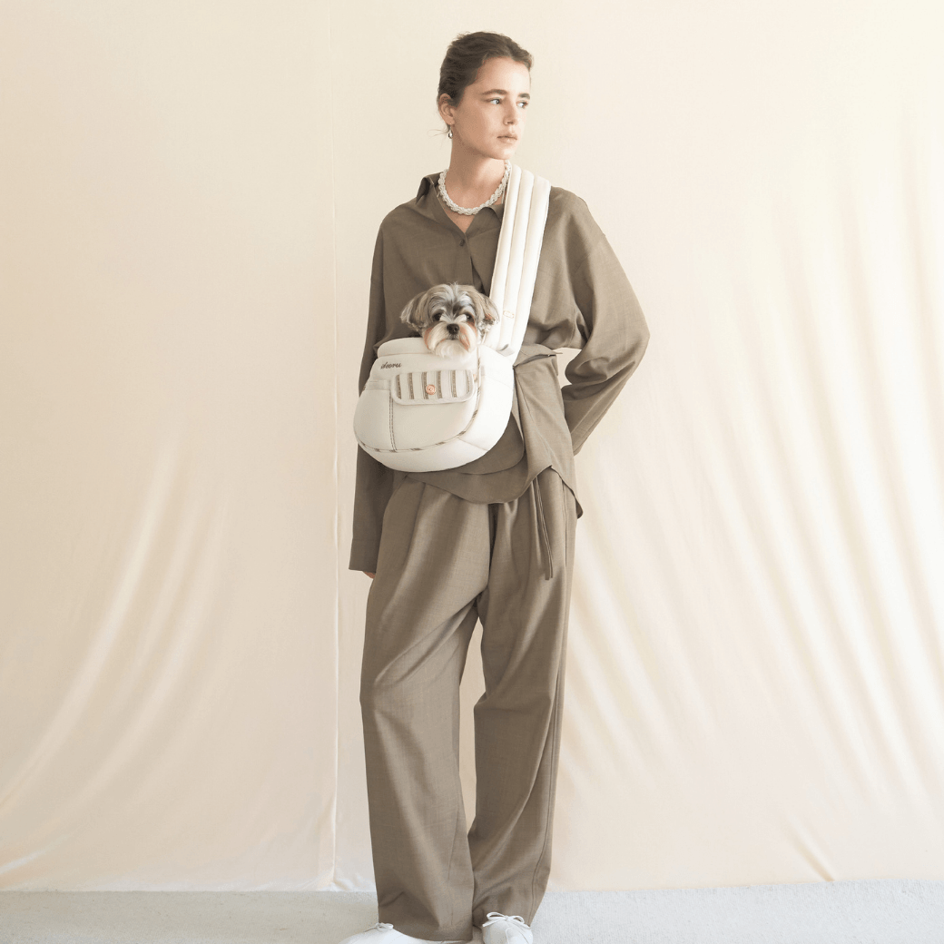 Pocket Valentine Bag Beige SEORU 犬用キャリーバッグ