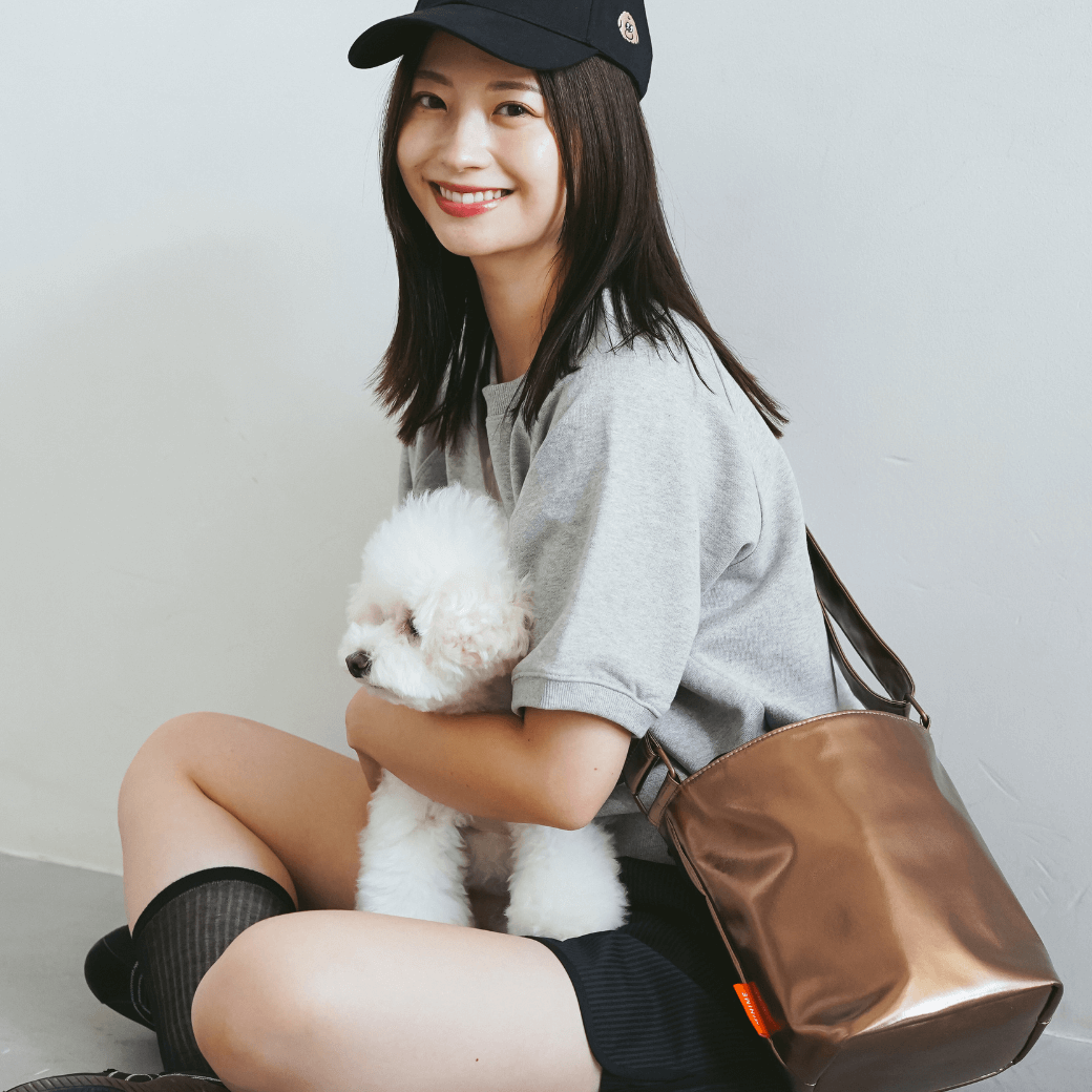 METALLIC LEATHER LIKE BAG（3color）