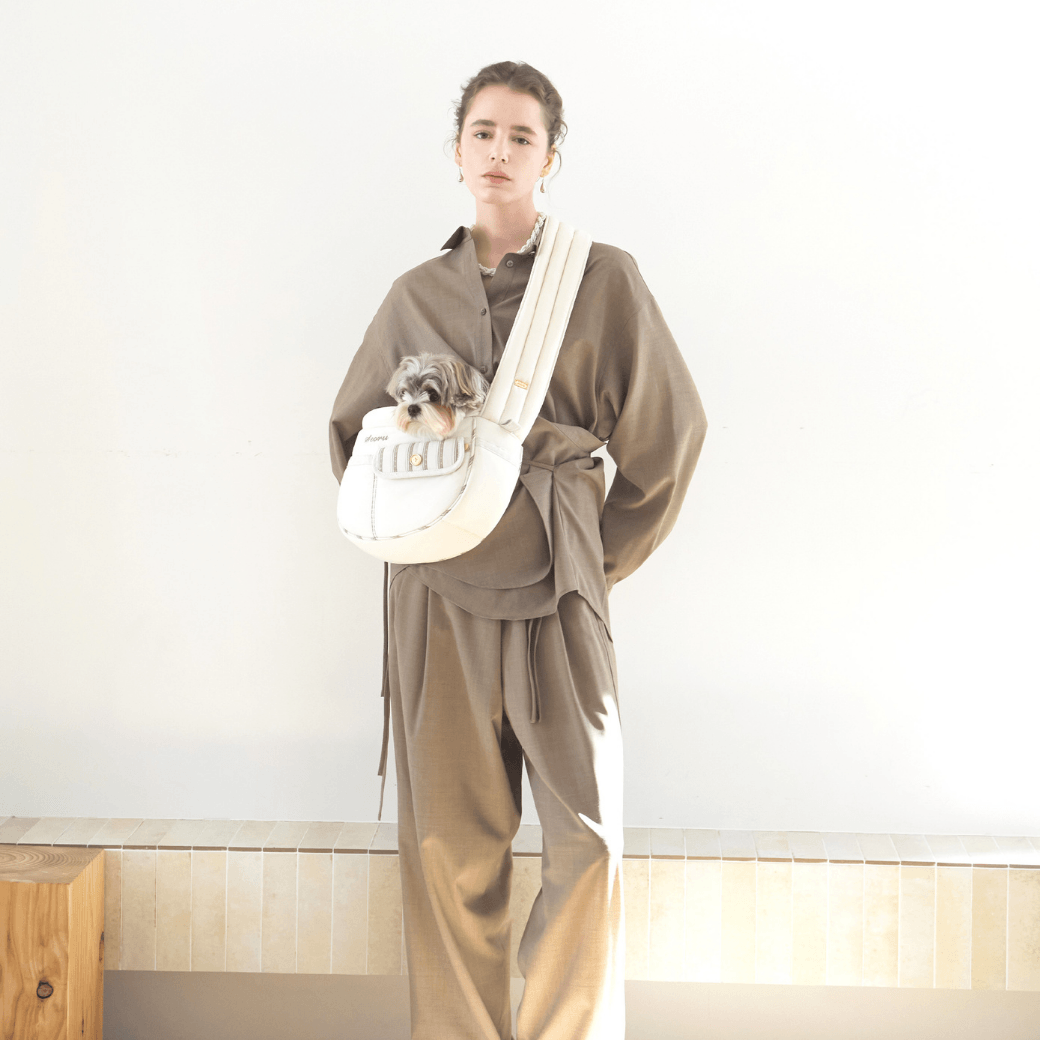 Pocket Valentine Bag Beige SEORU 犬用キャリーバッグ