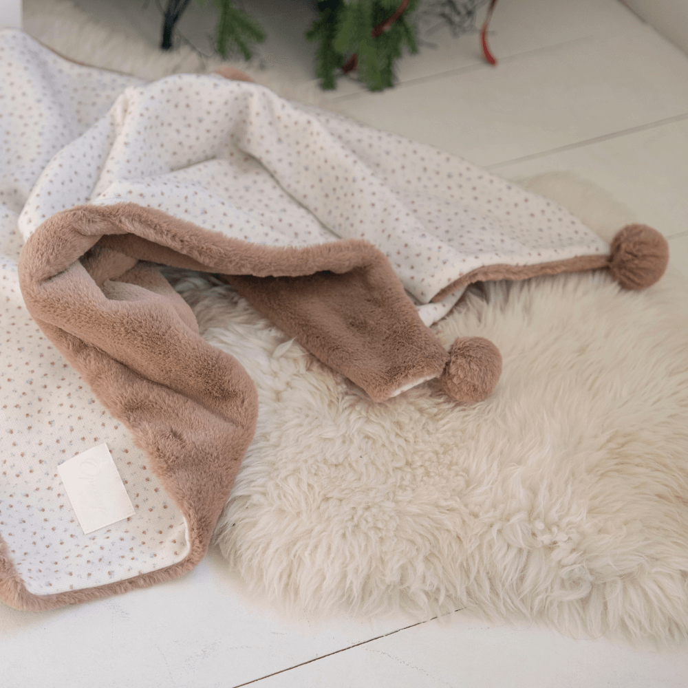 Winter Snuggle Blanket (2color)